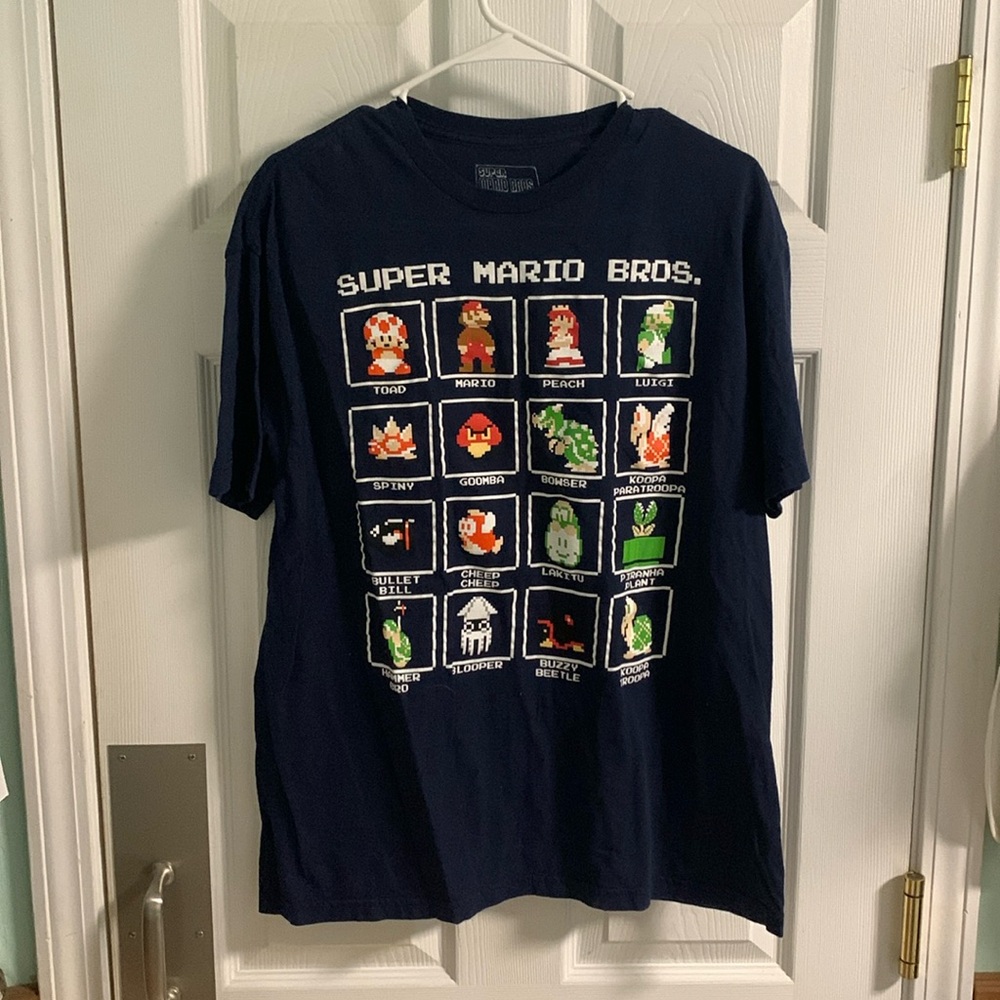 Super Mario Bros Large T-Shirt